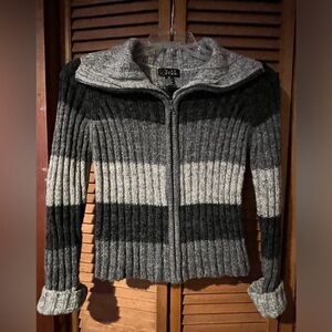 🟣 I-DOLL | S | Zip-Up Sweater | Black & Gray